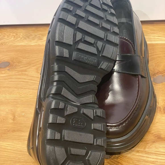 Giorgio Armani Dress Shoe - Picture 9 of 10